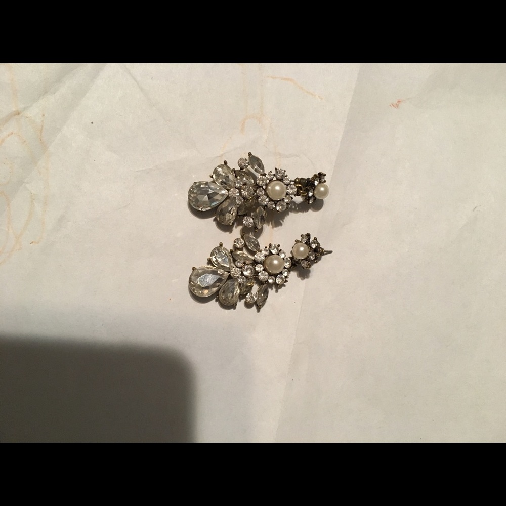 Earrings - Picture 4 of 8